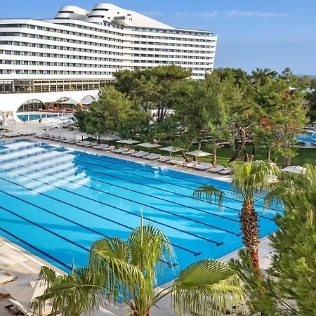Resort Titanic Deluxe Lara Antália