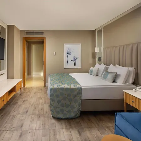 Titanic Deluxe Lara Resort 5*